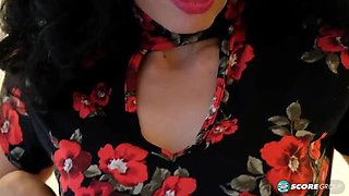 How to Make a Horny Gypsy Vixen Cum Hard in High Heels