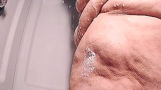 Sexy SSBBW Shower & Shake