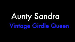 Aunty Sandra in True Vintage Girdle Vgq78