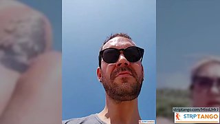 MissLMrJ Erotic display at stripTango