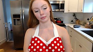 SelfDesire Hot redhead babe Jayden Cole outdoor masturb