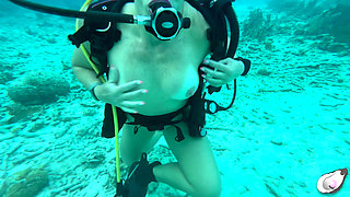 Supergirl Meets the Horniest Octopus in Bonaire