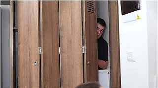 Voyeur Husband Lets His Neighbor To Get Pregnant His Wife Cuckold - Danner Mendez - Sara Blonde