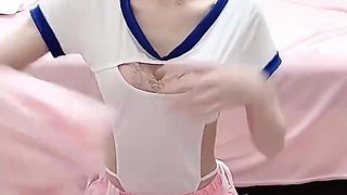 库少女的居家性爱记录