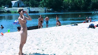 Hot beauty nudists girls both have such sexy fucking butts