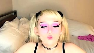 CLOSE UP OF TEENS PARADISE