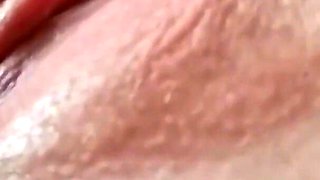 BBW Slut Masturbates Clitoris with Magic Wand in the Morning Until Orgasm