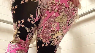 Sexy PAWG Wants You to Worship Her Body