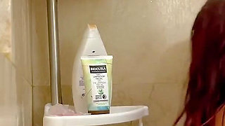 Fucked My Plumpy Wifey Under the Shower