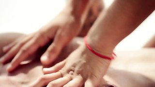 Beauty gives a voracious blowjob and energetic creampie