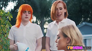 Warm T-Chicks Back at the Resort for Another Vaca