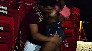 Exibicionista lady loves fellatios while being filmed -