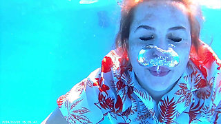 Long Breath Holding Underwater