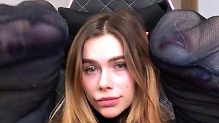 Sexy leggy brunette enjoys foot fetish