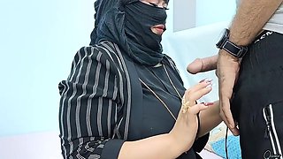 He Has Sex With A University Student From Zagazig University With Her Big Ass. Arab Sex With A Clear Voice. Watch Egyptian Girls