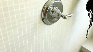 Dani Daniels . com - Shower Masturbation