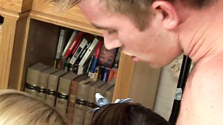 Treasure's threesome smut by Darva Sex