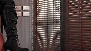 She Fuck His Face with Wet Pussy Before Rough Doggy Creampie