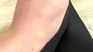 Feet in Black Body