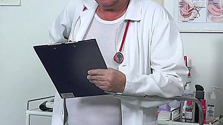 Nicole Star Fingered on Her Physical Exam