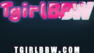 Hot Babe First She Sucks Then Takes It In The Ass