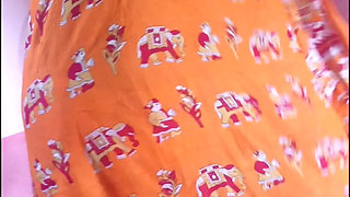 Desi Housewife Changing Saree While Being Watched by Bengali Maid Secretly