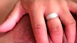 Hot girl masturbating on the web