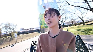 336KNB-201　【THE SEX療法】ち◯こ入れたら人見知りが治る！？結婚12年目、離婚覚悟のAV出演。他人ち◯こで初の中イキ！！ at 千葉県柏市 柏駅前