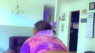 amateur little izzi flashing ass on live webcam