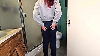 Nerdy Faery Peeing in Tight Jeans - Canadian Babe Solo Pissing Fetish HD