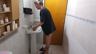 Cheating Wife Almost Caught Me Fucking My Brother’s Wife In The Bathroom