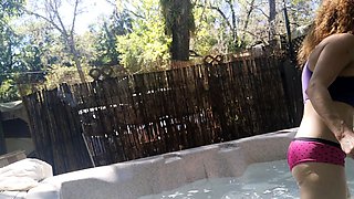 Amateur wild chick solo masturbation