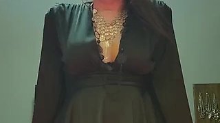 Buxom Sissy Spunking