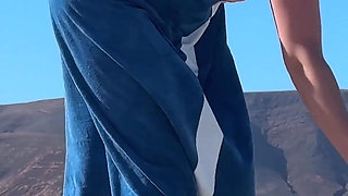 Caught Girl While She Fingering Her Pussy on the Beach