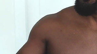 Paris Love Vs Doc Chocolate-boxing Match