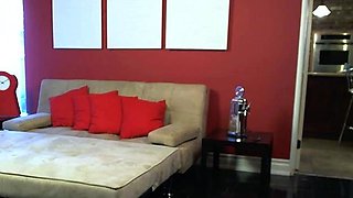 Big boob brunette masturbates on webcam