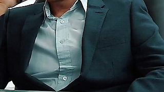 Sexy Ebony Babe Sade Rose Is a Hot Secretary Who Fucks Her Boss and Gets Her Pussy Covered in Cum