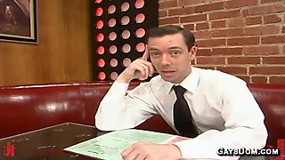 Amateur Mike Gets Deep Anal Filling