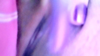 Single vergin girl a night