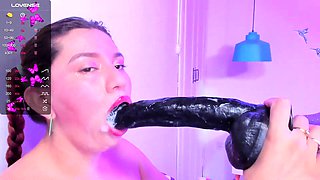 Sexy hottie Anetta Keys enjoys a solo toy masturbation