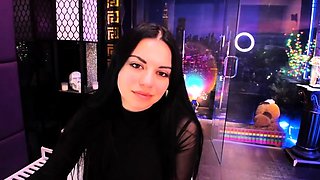 Love Chat Big Boobs Brunette Masturbating For Cam