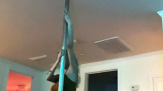 Amateur Horny Blonde Masturbates with Beer More webcamgirls