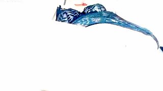 Russian sexy girl Andradahot Close-Up Peehole Stretching