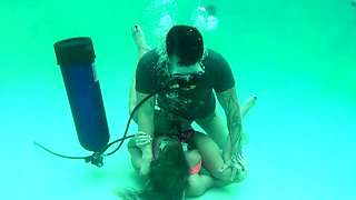 Underwater Sex