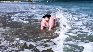 Publicly Fat at the Beach