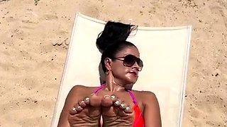 Massive juggs brunette fatty strips and jerks solo