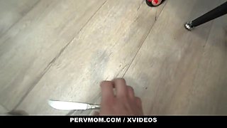 Pervmom - big titted mature stepaunt (elexis morgan) rides her stepnephew