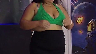 Seducing the Hotel Receptionist to Give Me All His Milk Cum