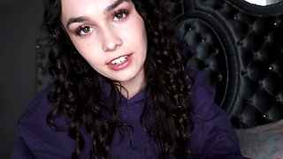 Dark-haired bitch Alina Voss seduced her stepbrother