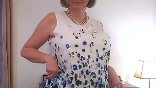 Blonde emo amateur solo masturbation